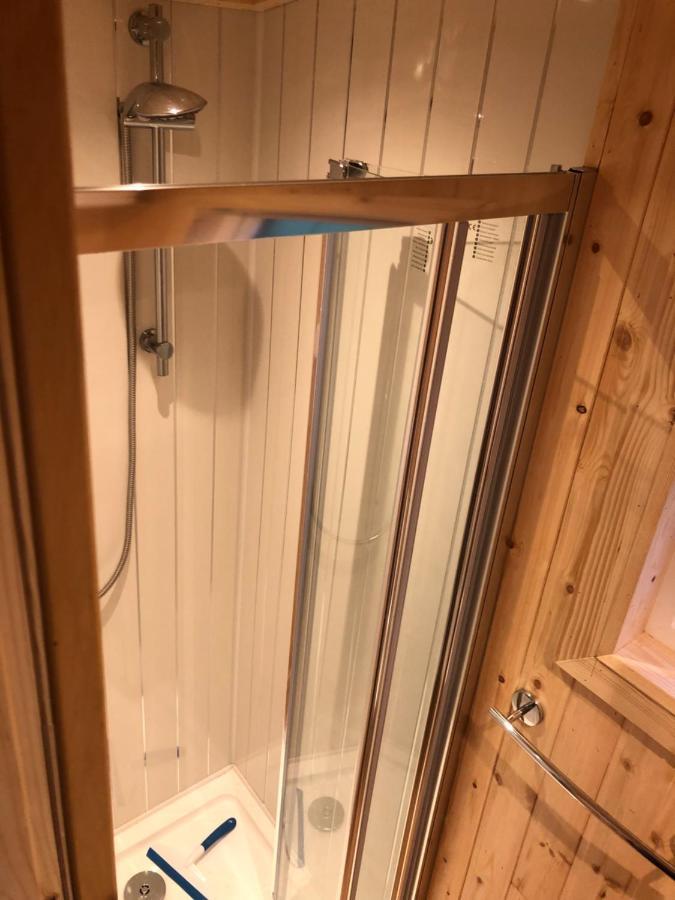 Luxury tent Clydesdale Shepherds Hut Belfast